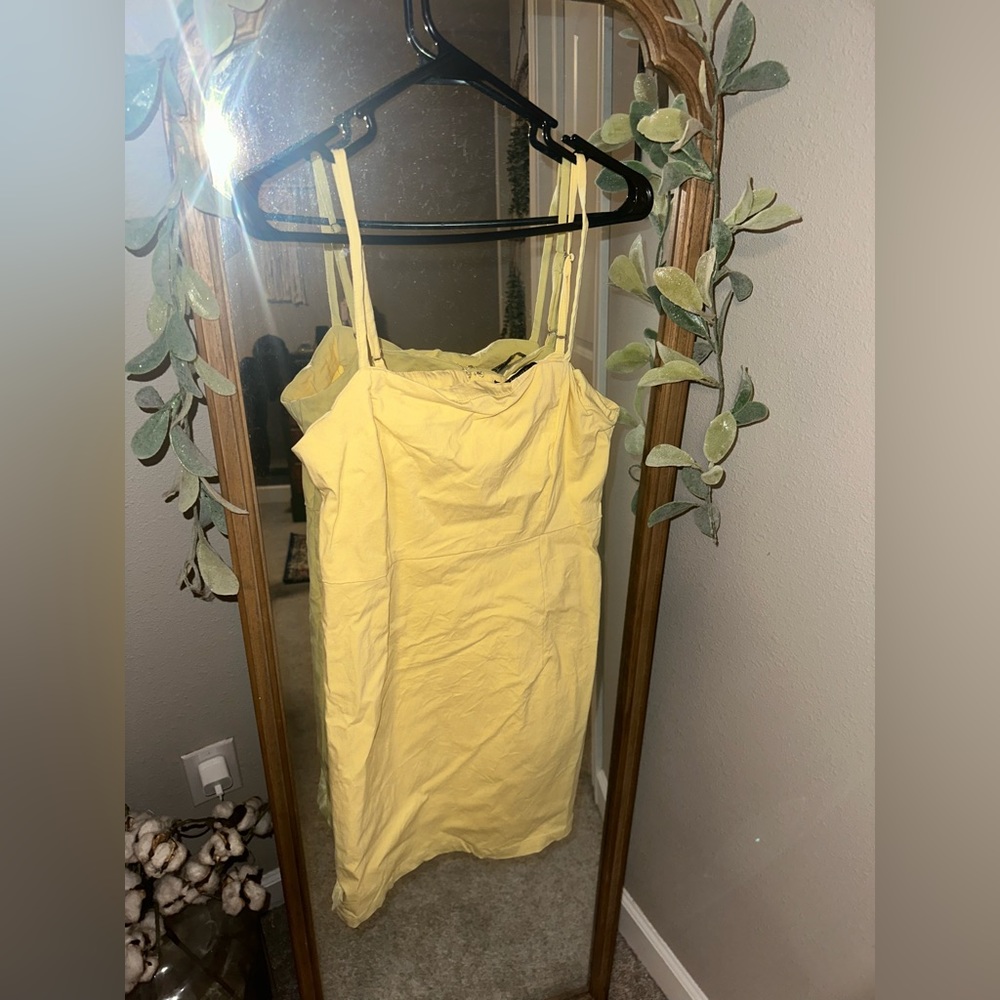 Bodycon Yellow dress